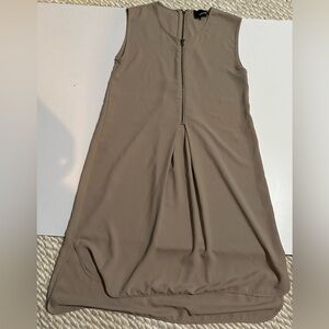 Hotel Particulier Tan Dress SM/med